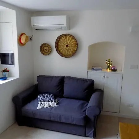 San Gregorio House アパート *